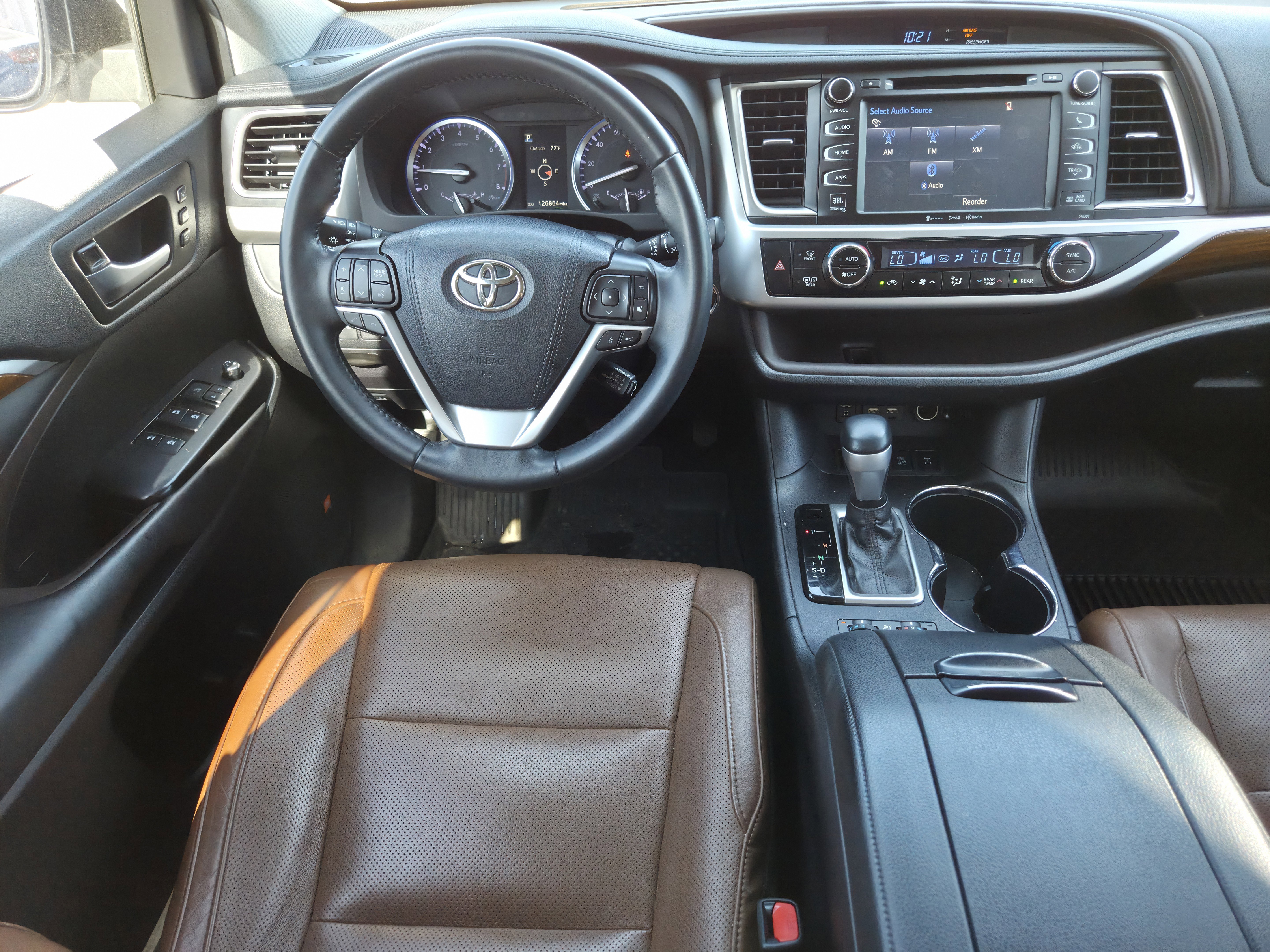 Used 2019 Toyota Highlander Limited AWD/4WD image 7