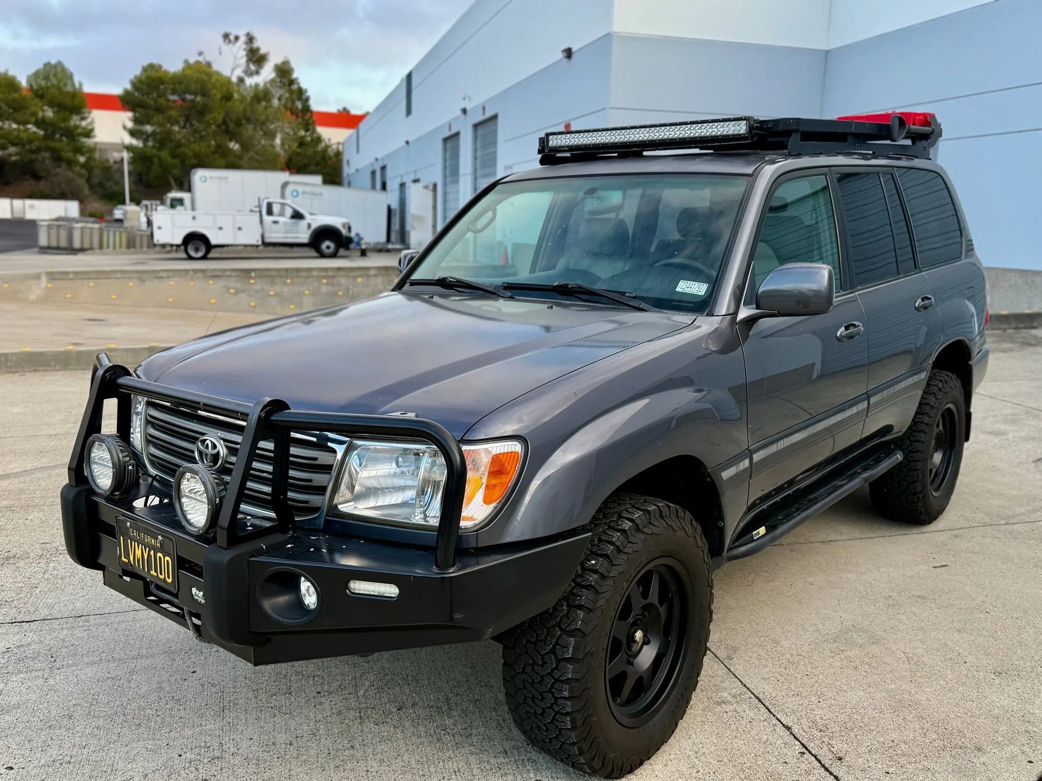 Used 2004 Toyota Land Cruiser image 29