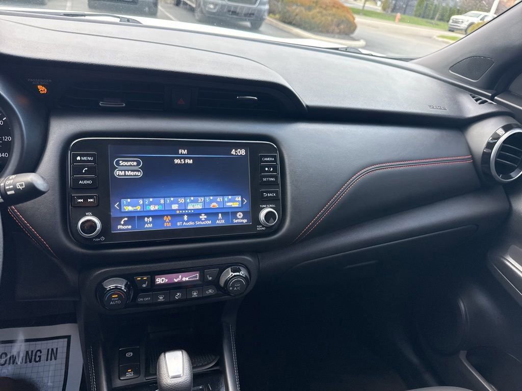 Used 2022 Nissan Kicks SR w/ Premium Package image 34