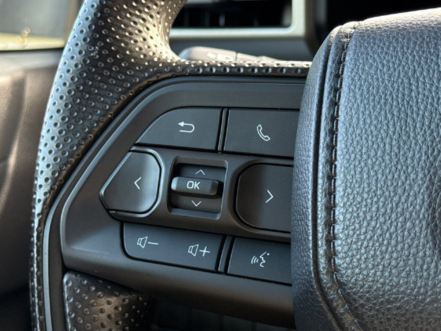 Used 2025 Toyota Tacoma SR5 AWD/4WD image 28