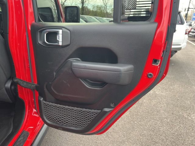 Used 2022 Jeep Gladiator Willys image 25