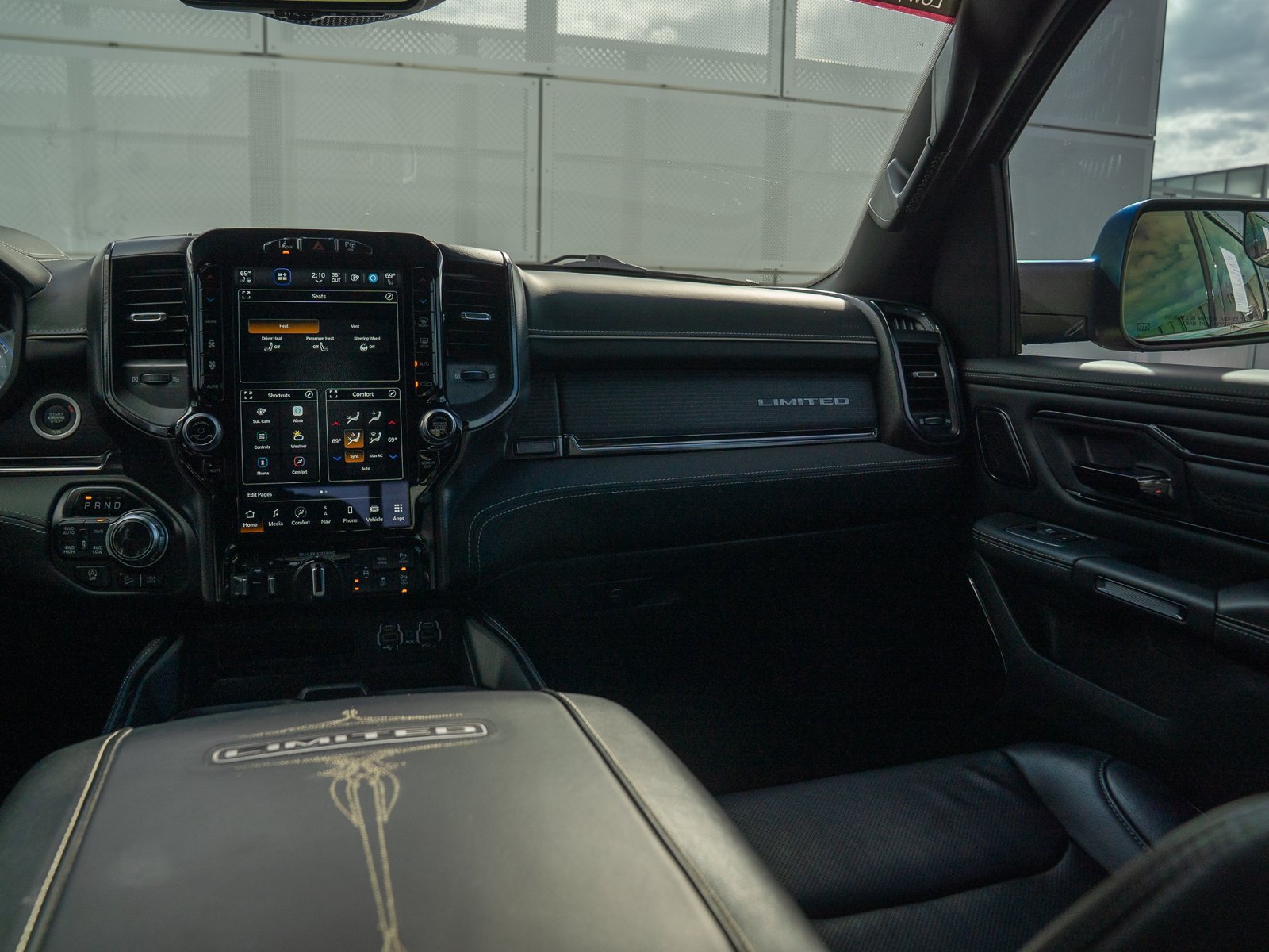 Used 2022 RAM 1500 Limited AWD/4WD image 21