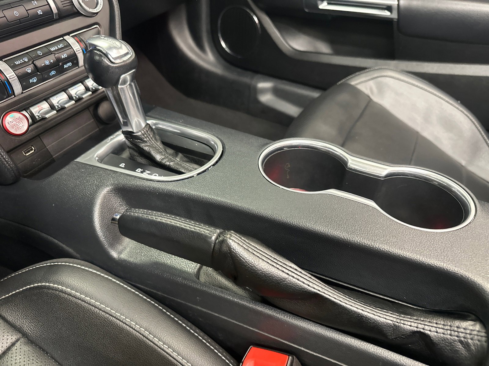 Used 2021 Ford Mustang Premium image 31