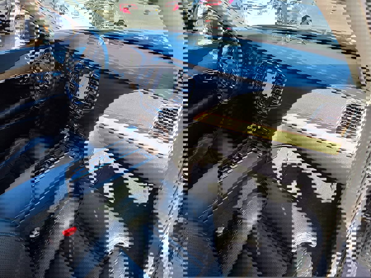 Used 2019 Volvo XC90 T6 Inscription w/ Protection Package Premier image 16