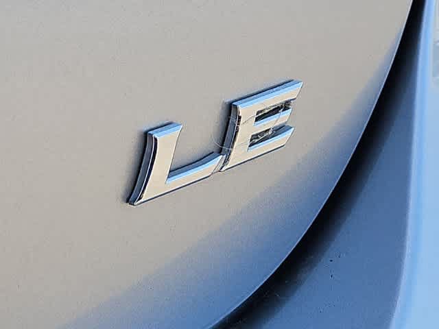Used 2023 Toyota Camry LE FWD image 11