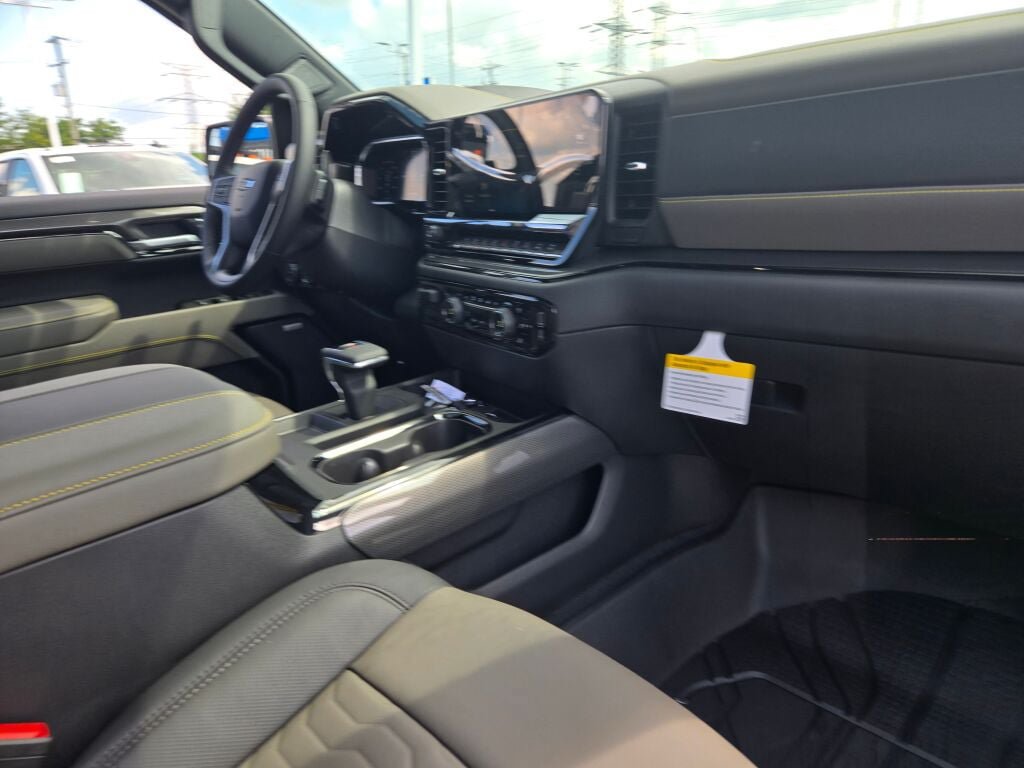 New 2026 Chevrolet Silverado 1500 ZR2 AWD/4WD image 6