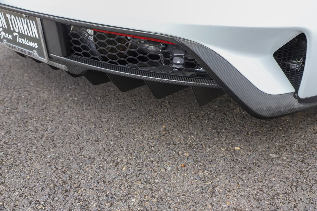 Used 2017 Ford GT RWD image 73