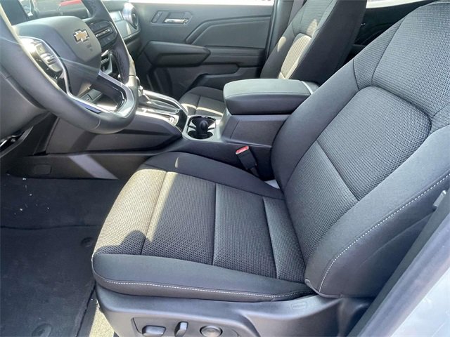 New 2025 Chevrolet Colorado LT image 6