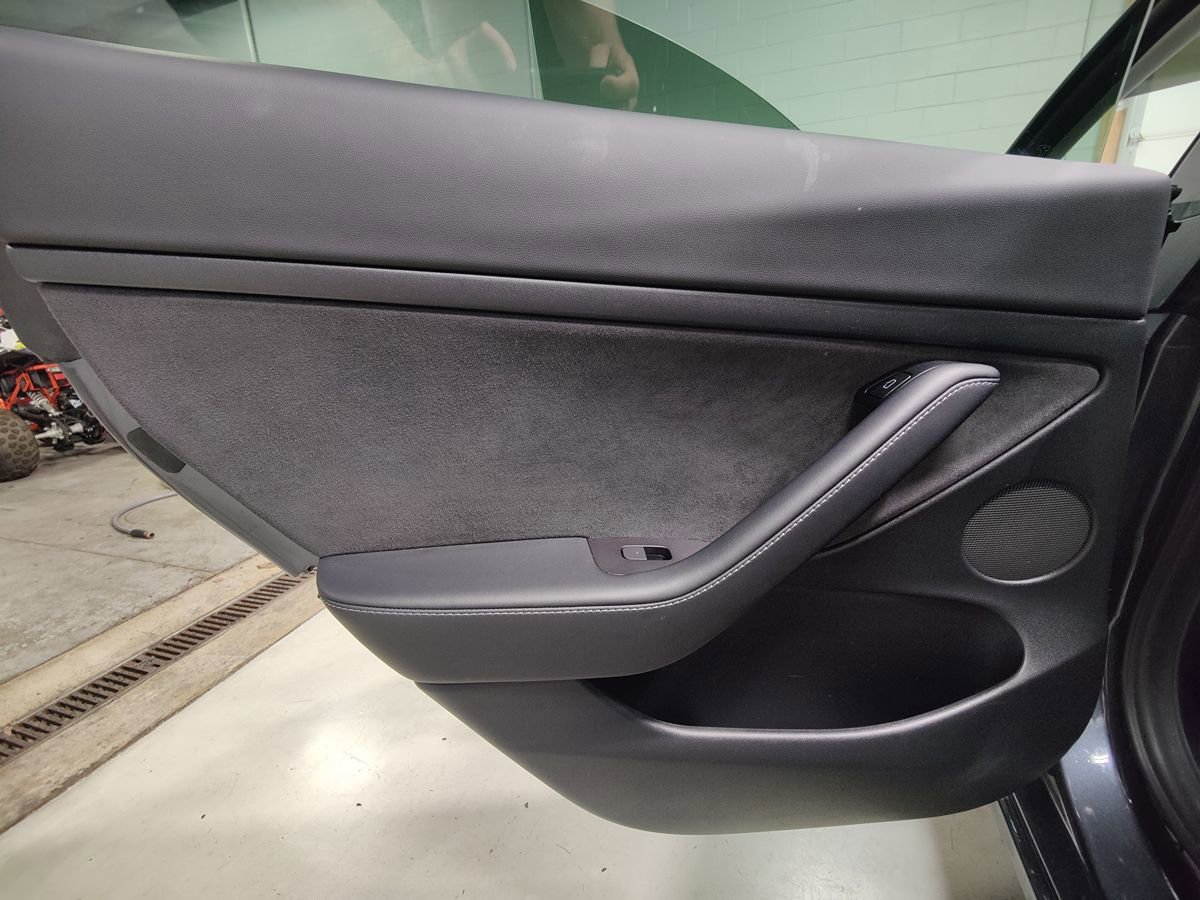 Used 2021 Tesla Model 3 Long Range AWD/4WD image 38