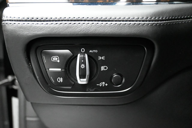 Used 2019 Bentley Bentayga AWD/4WD image 72