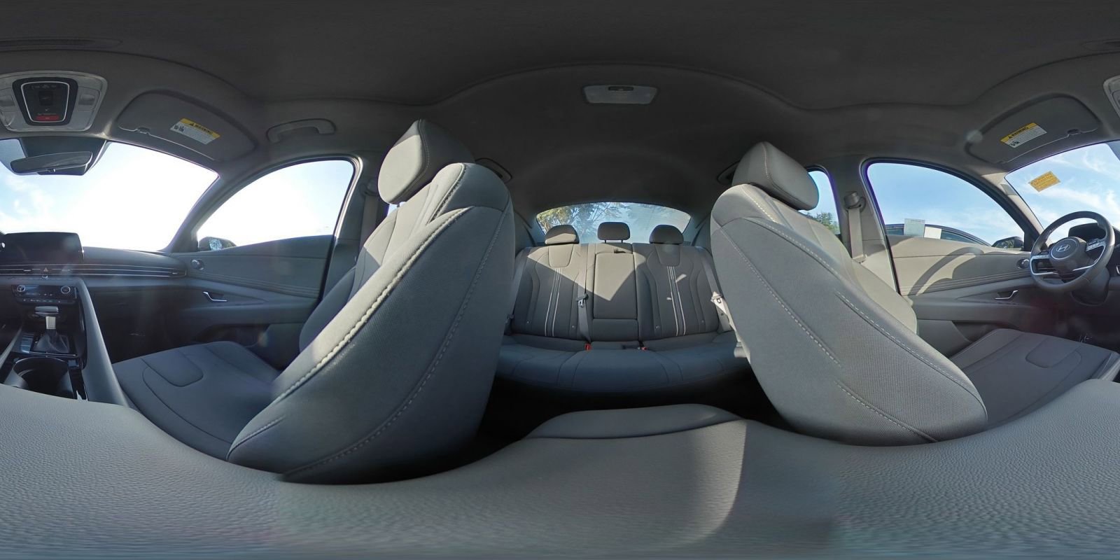 Used 2025 Hyundai Elantra SEL image 42