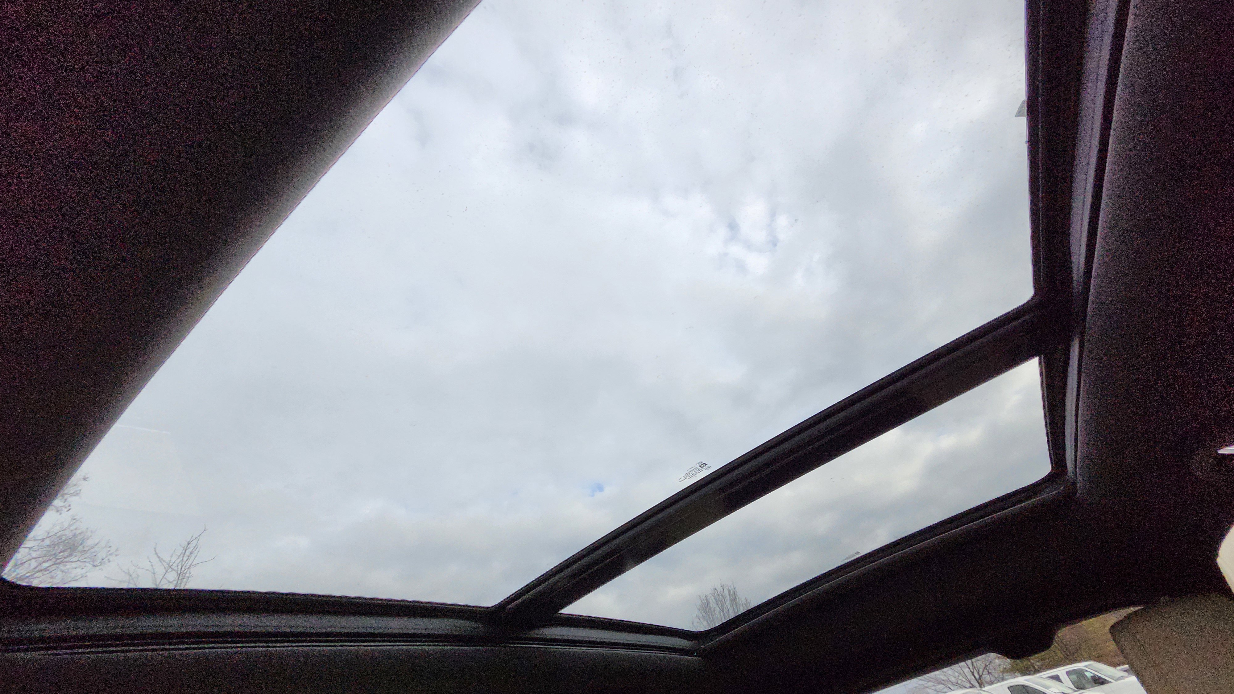 Used 2018 Cadillac XT5 Luxury w/ Driver Awareness Package image 2