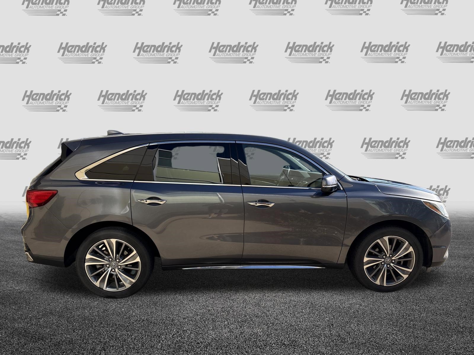 Used 2017 Acura MDX w/ Technology Package AWD/4WD image 11