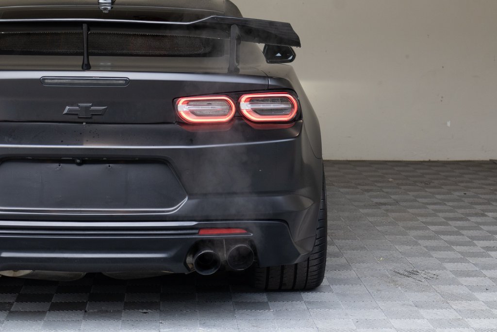 Used 2021 Chevrolet Camaro ZL1 RWD image 17