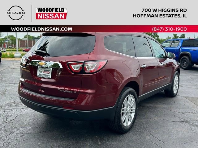 Used 2015 Chevrolet Traverse LT w/ Style and Technology Package FWD image 4