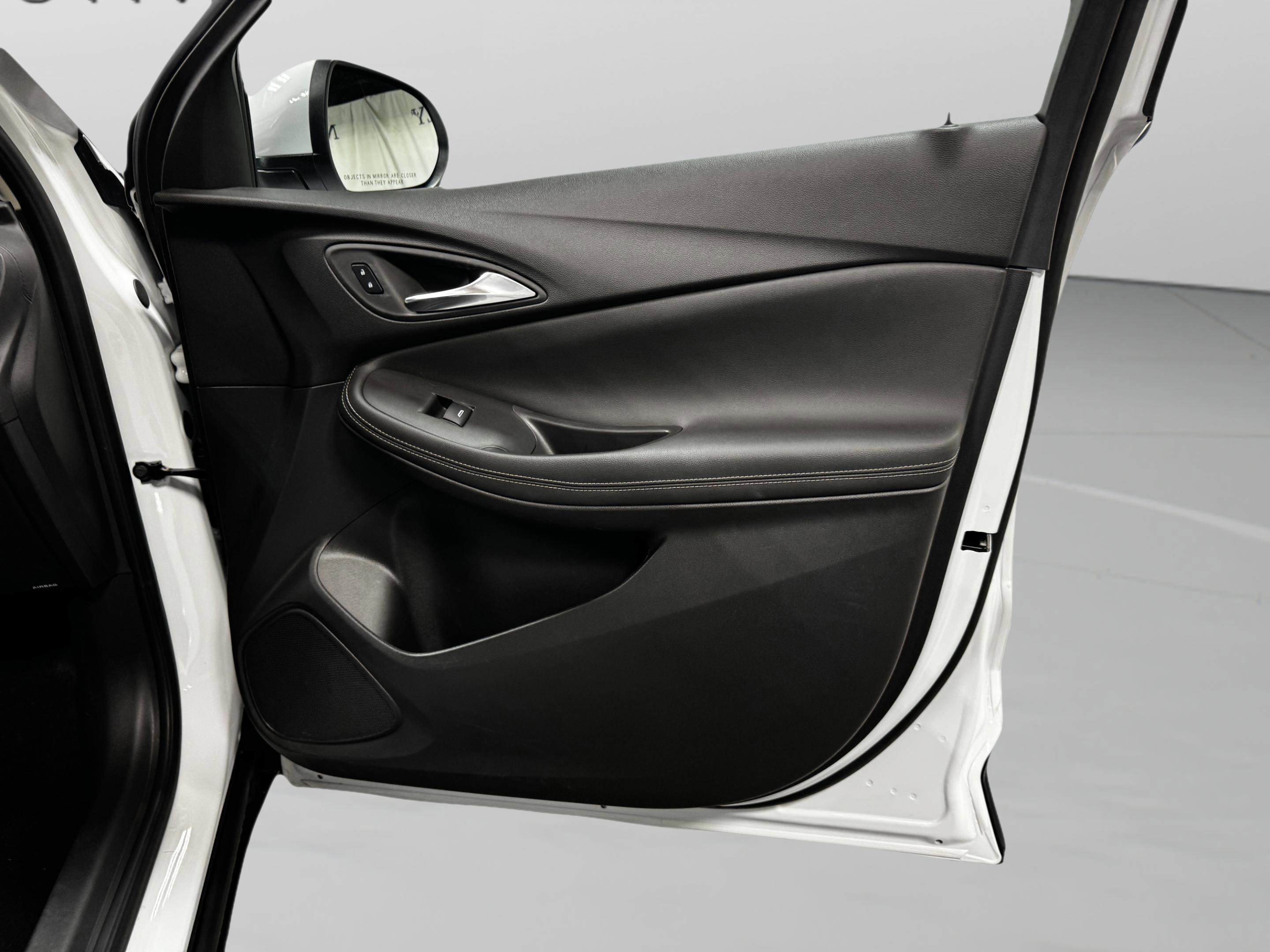 Used 2025 Buick Encore GX Preferred image 33