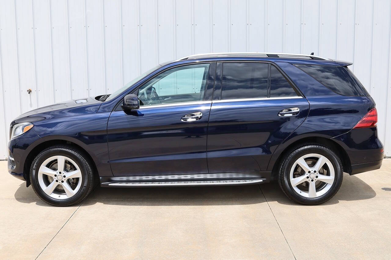 Used 2016 Mercedes-Benz GLE 350 4MATIC image 2