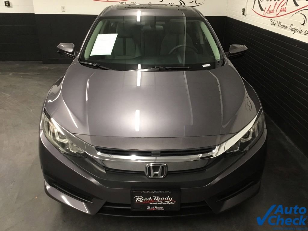Used 2018 Honda Civic EX image 4