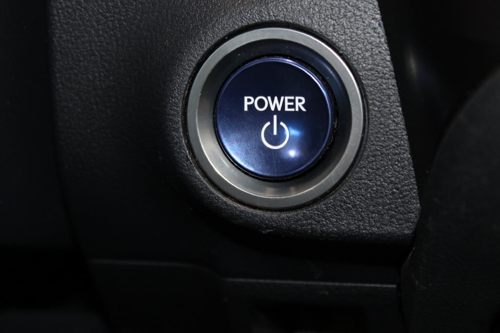 Used 2020 Lexus ES 300h w/ Accessory Package FWD image 28