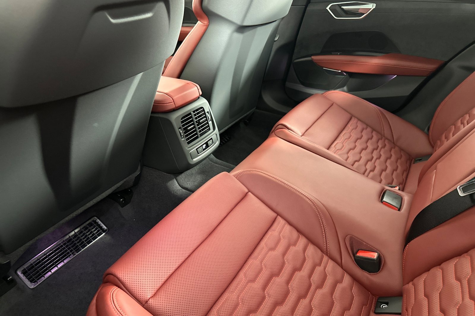 New 2026 Audi S e-tron GT Premium Plus image 11