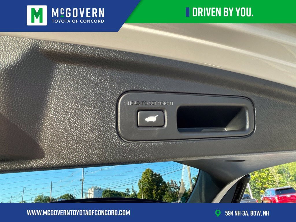 Used 2024 Acura MDX SH-AWD image 35