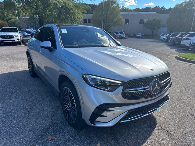 Used 2026 Mercedes-Benz GLC 300 4MATIC image 3