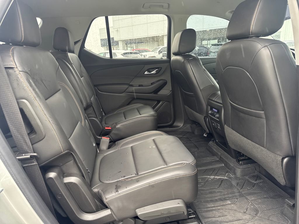 Used 2020 Chevrolet Traverse RS w/ LPO, Floor Liner Package AWD/4WD image 12
