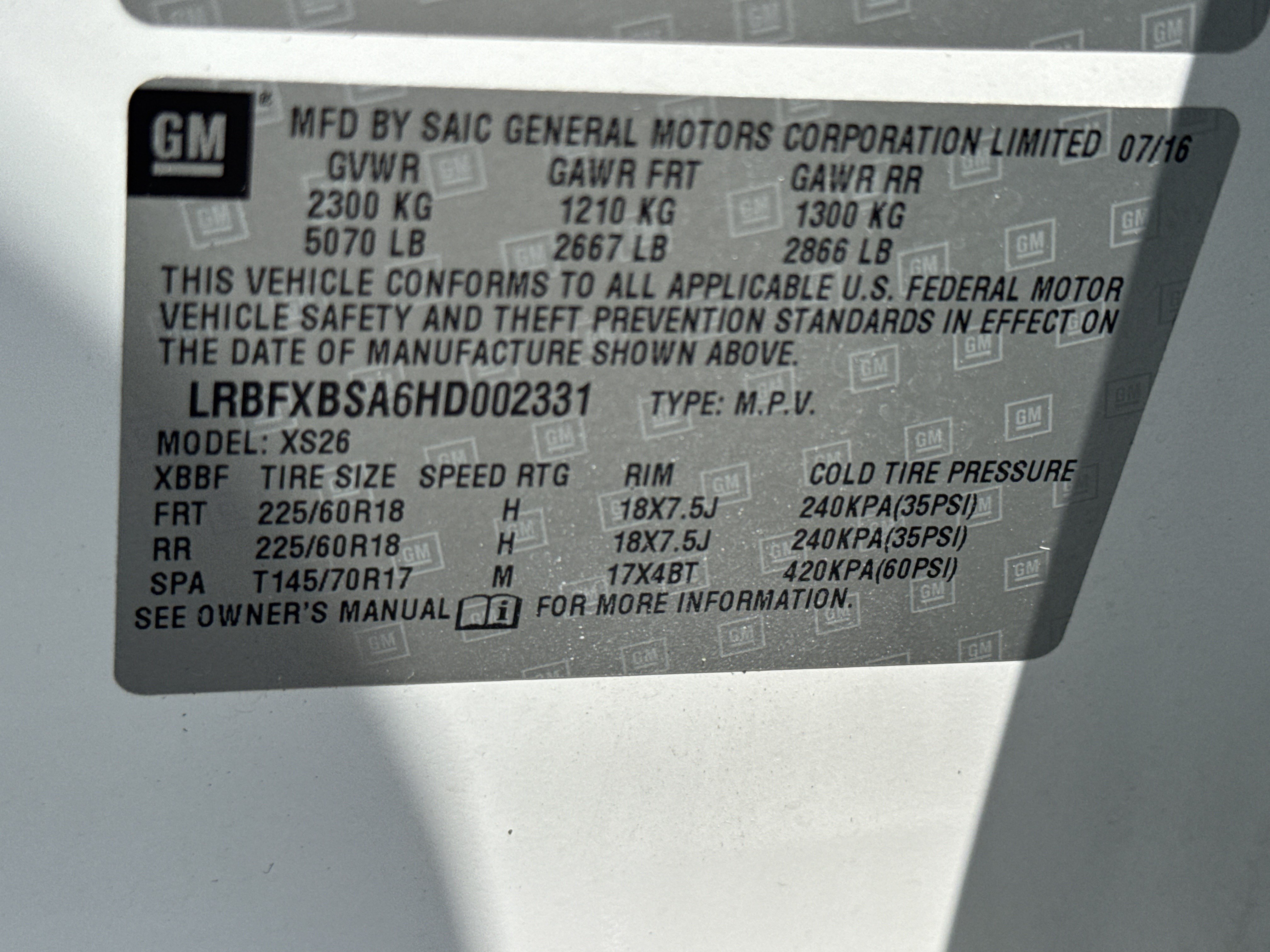 Used 2017 Buick Envision Essence FWD image 36