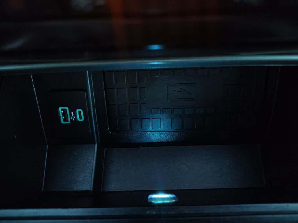 Used 2021 Ford Expedition XLT image 6