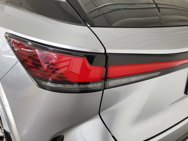 Used 2023 Lexus RX 350 Premium w/ Accessory Package AWD/4WD image 33