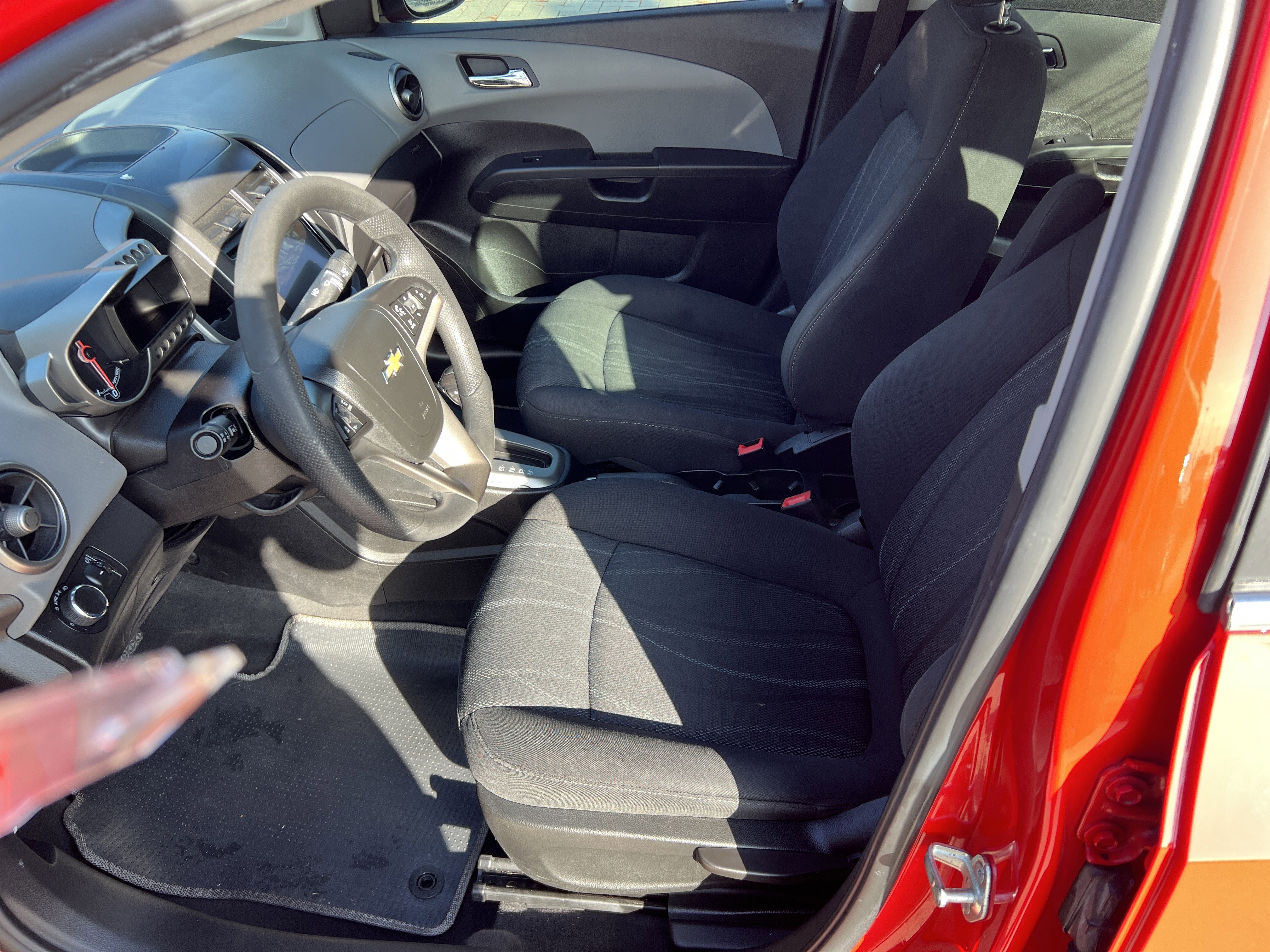 Used 2016 Chevrolet Sonic LT image 16