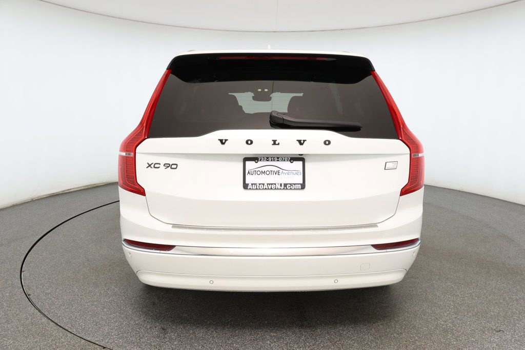 Used 2024 Volvo XC90 T8 Plus w/ Protection Package Premier image 5