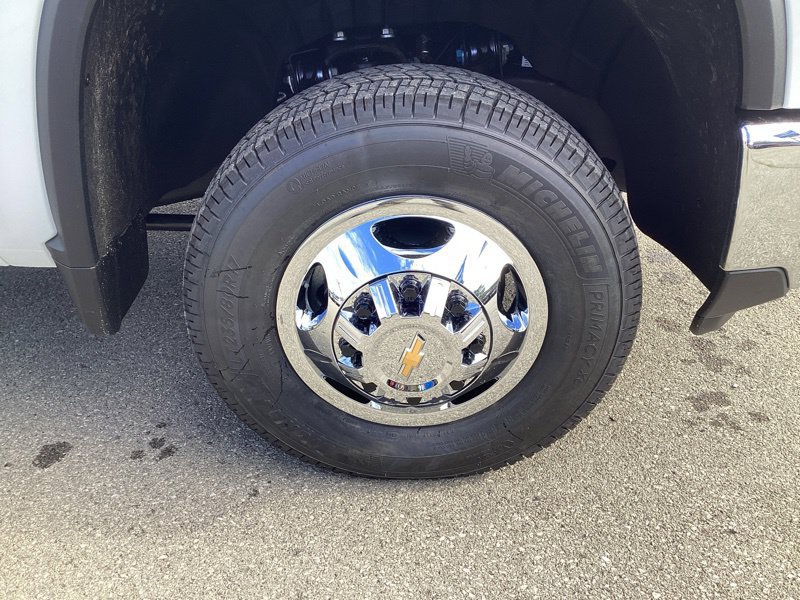 New 2026 Chevrolet Silverado 3500 LT w/ Safety Package AWD/4WD image 9