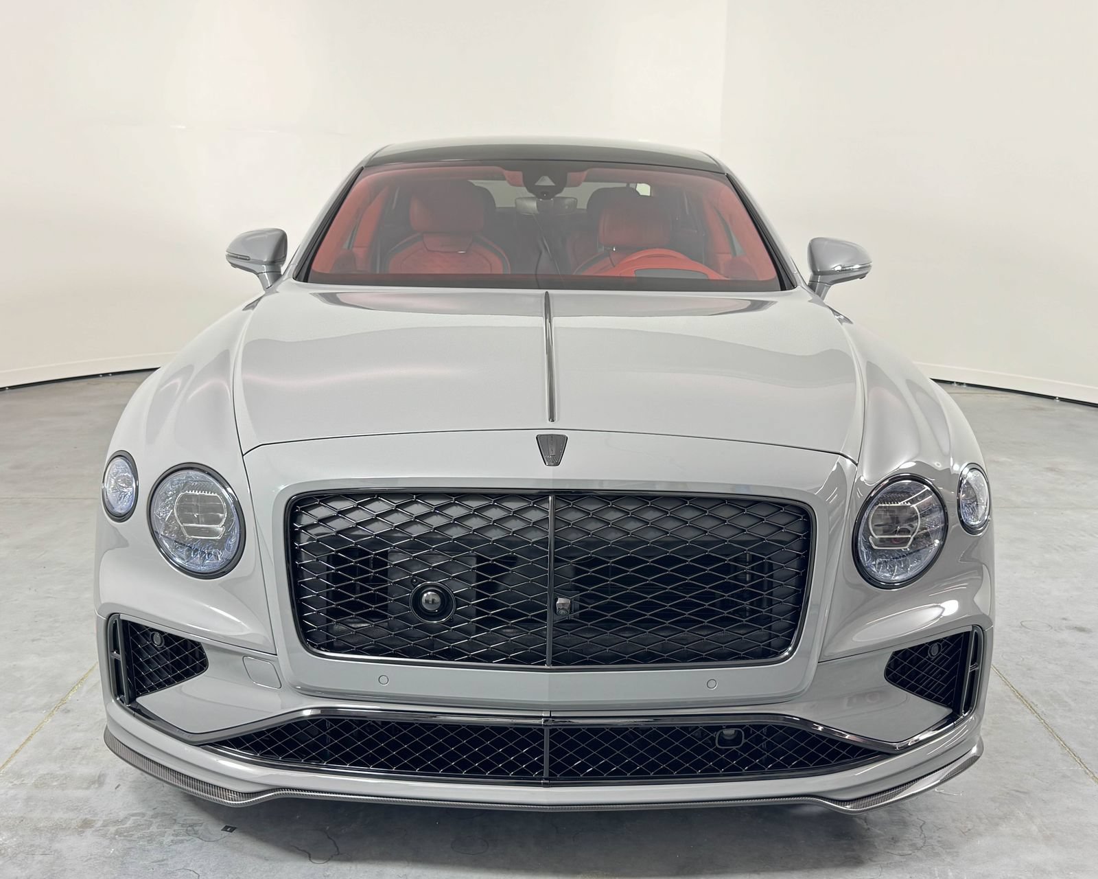 New 2025 Bentley Flying Spur Plug-In Hybrid AWD/4WD image 8