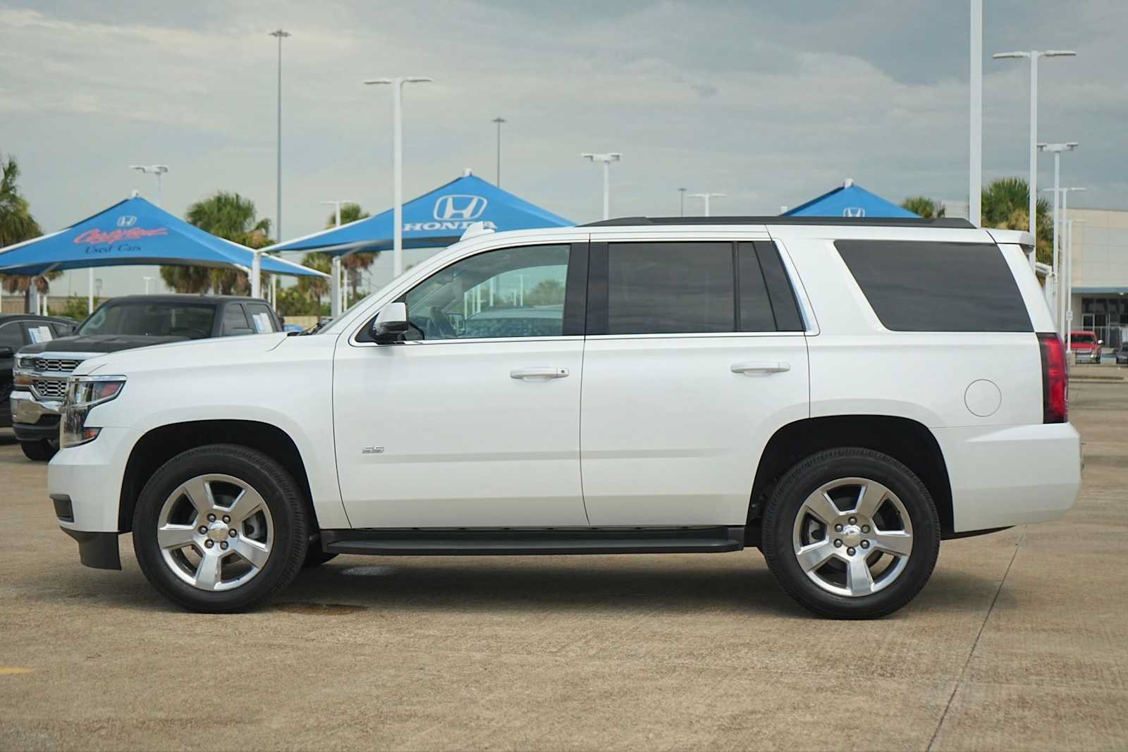 Used 2018 Chevrolet Tahoe LT w/ Max Trailering Package RWD image 3