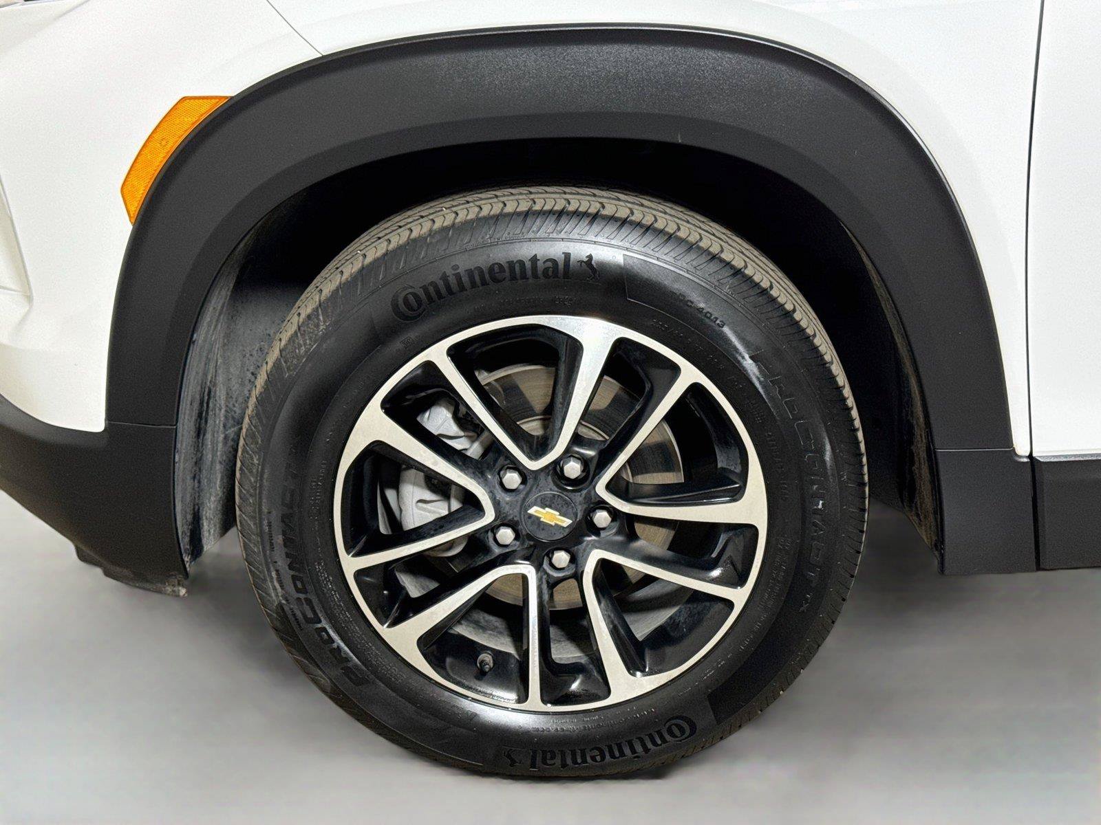 Used 2025 Chevrolet TrailBlazer LT FWD image 26