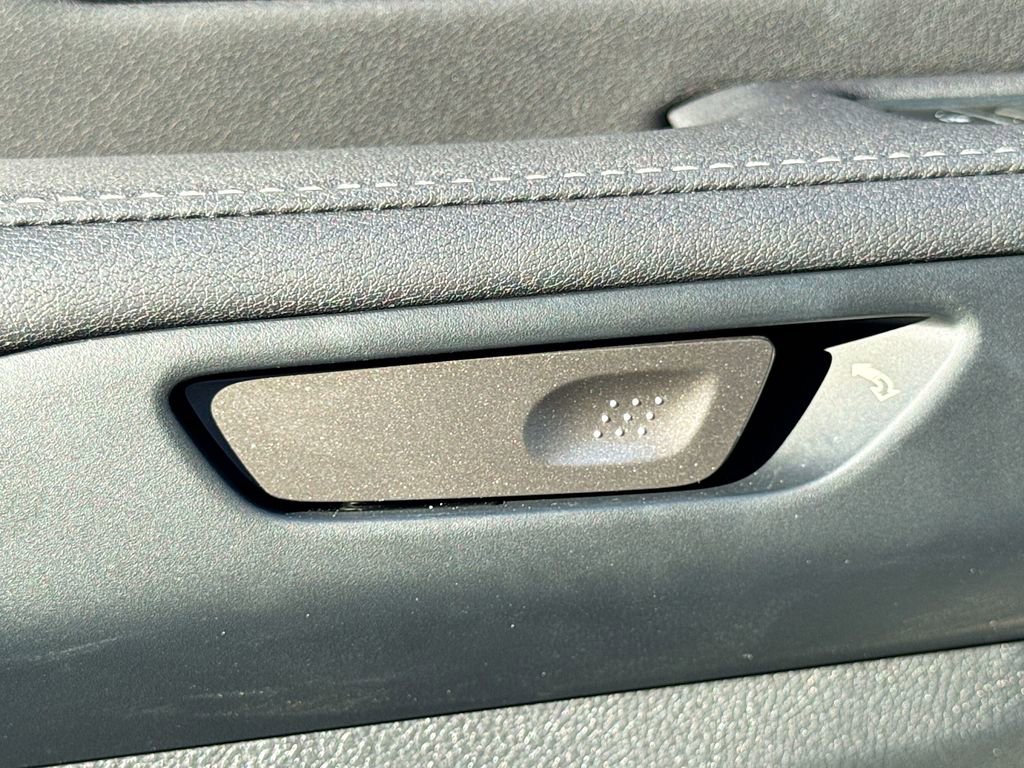 New 2026 Lexus TX 350 FWD image 18