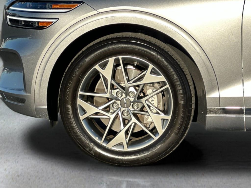 Used 2024 Genesis GV70 2.5T w/ Select Package image 26