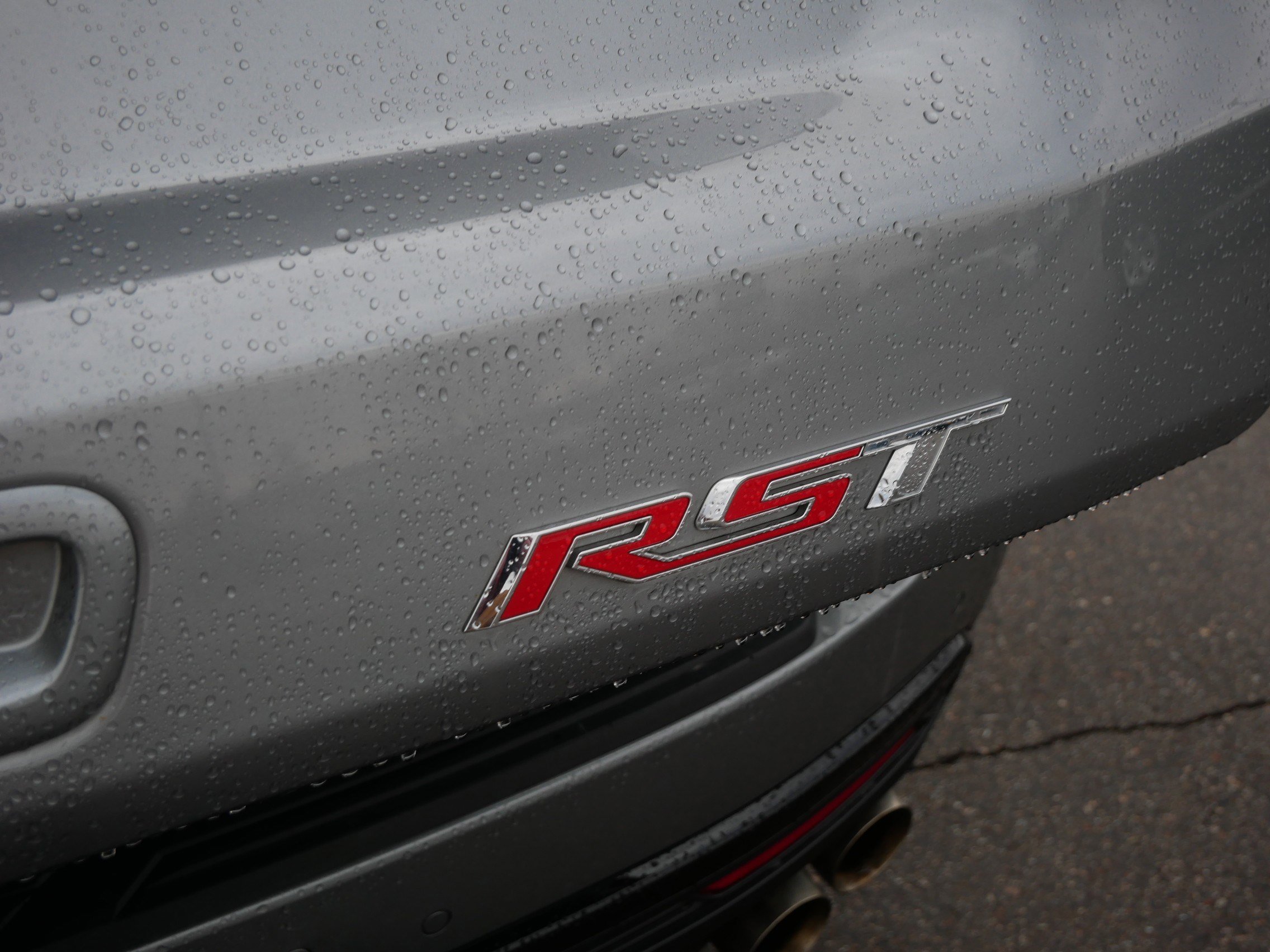 Used 2023 Chevrolet Suburban RST w/ Sport Performance Package image 18