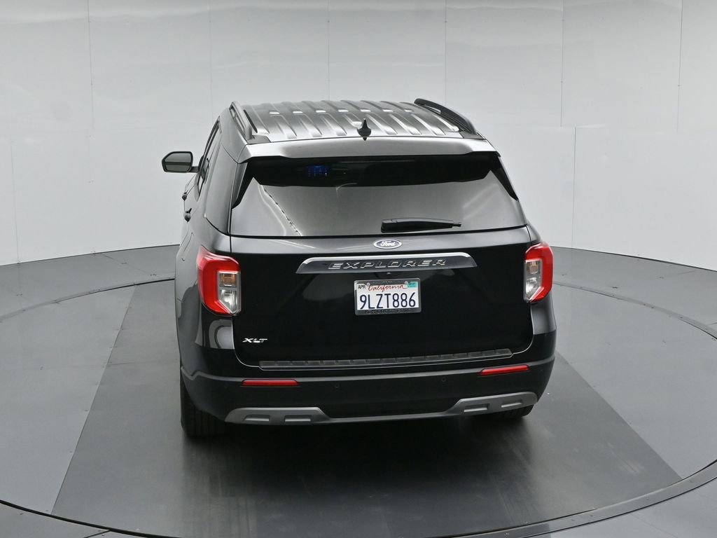 Used 2024 Ford Explorer XLT w/ Equipment Group 202A RWD image 46