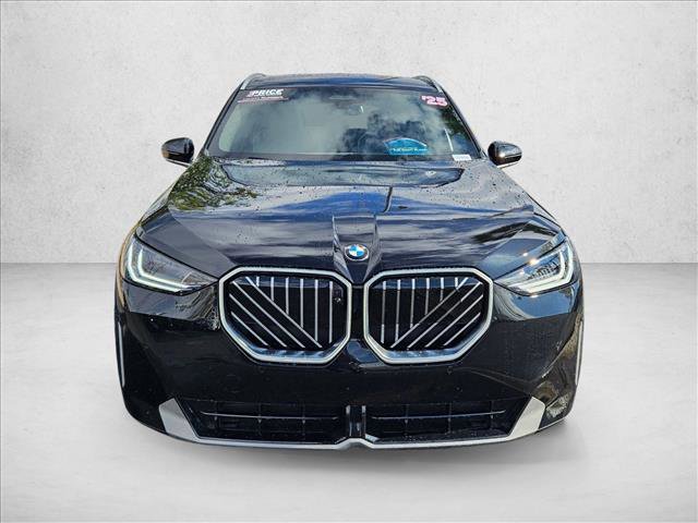 Used 2025 BMW X3 xDrive30i w/ Premium Package image 2
