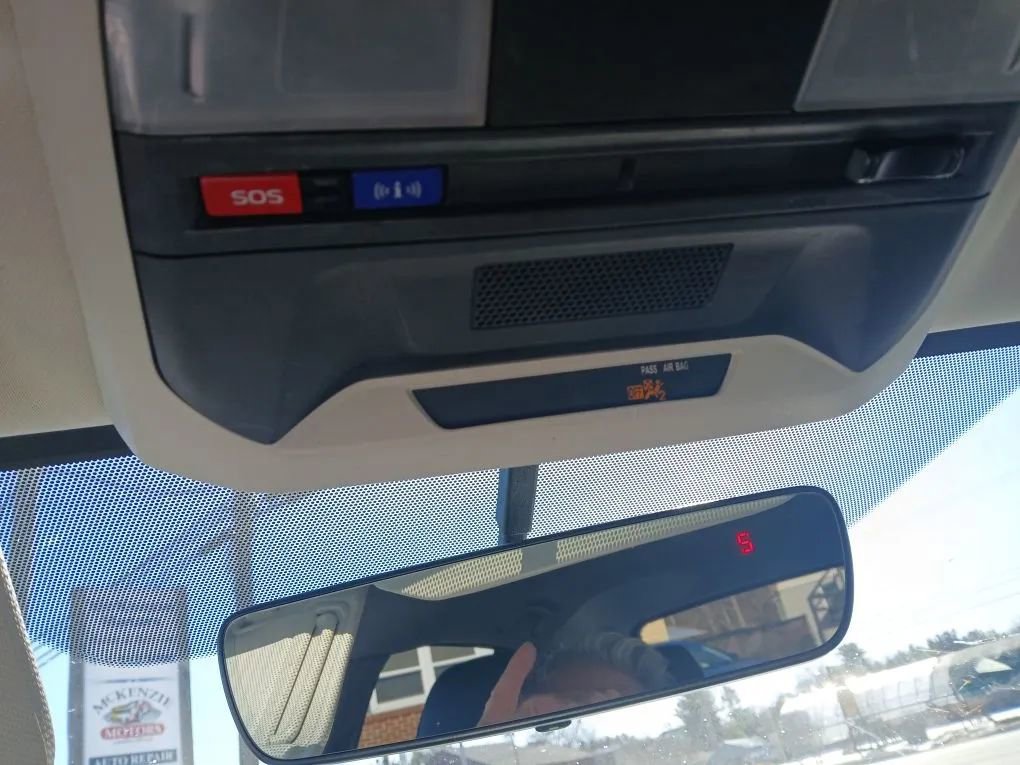 Used 2018 Subaru Crosstrek 2.0i Limited image 15