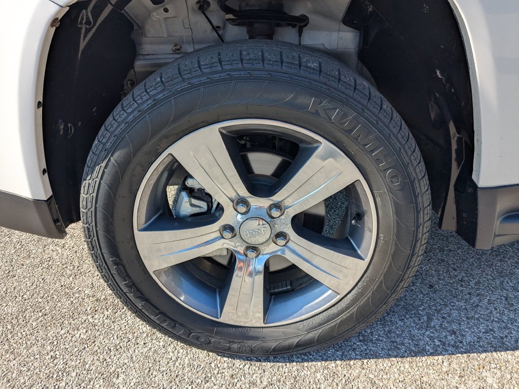 Used 2016 Jeep Compass High Altitude AWD/4WD image 14