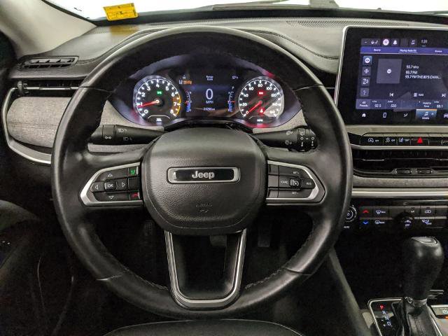 Used 2022 Jeep Compass Latitude image 10