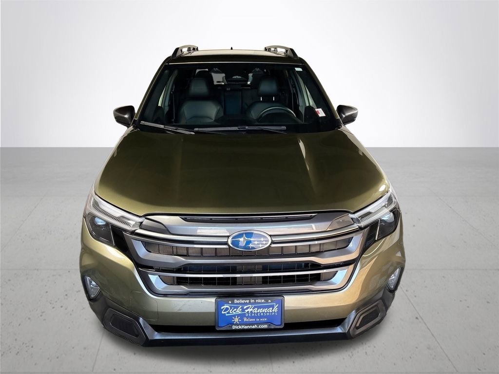 Used 2025 Subaru Forester Limited image 3