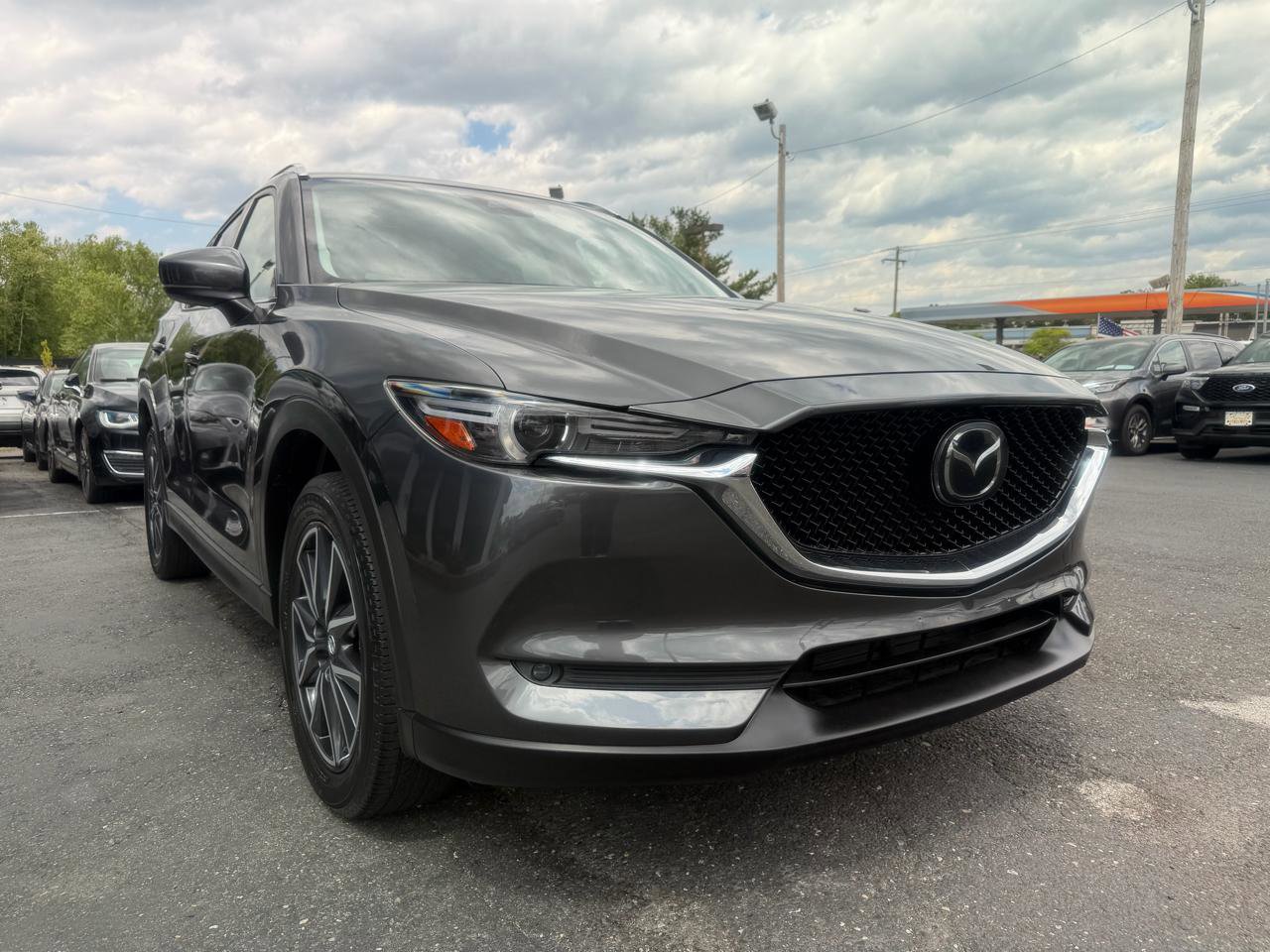 Used 2017 MAZDA CX-5 Grand Touring w/ Premium Package AWD/4WD image 3