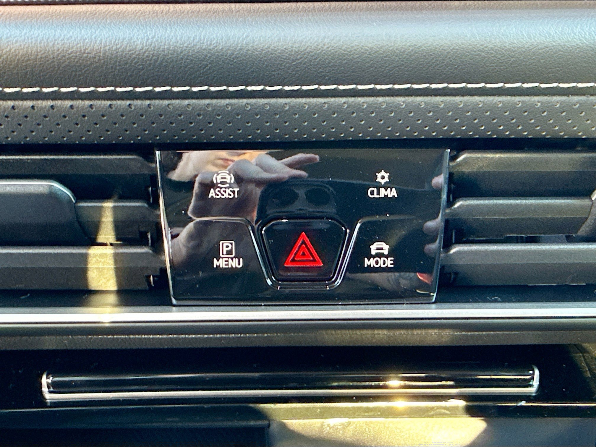 New 2026 Volkswagen Atlas SEL Premium R-Line image 29