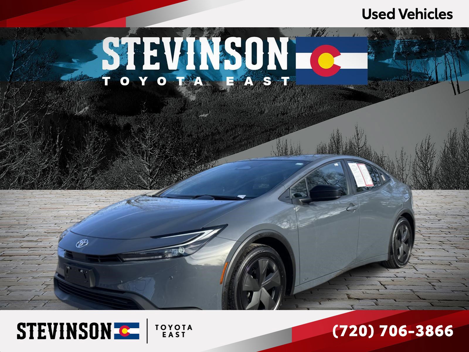 Used 2024 Toyota Prius LE image 1