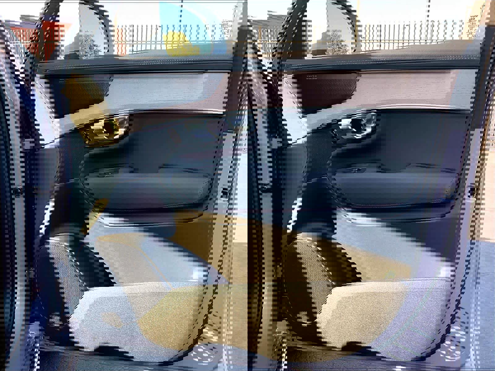 New 2026 Volvo XC90 B5 Plus w/ Protection Package image 31