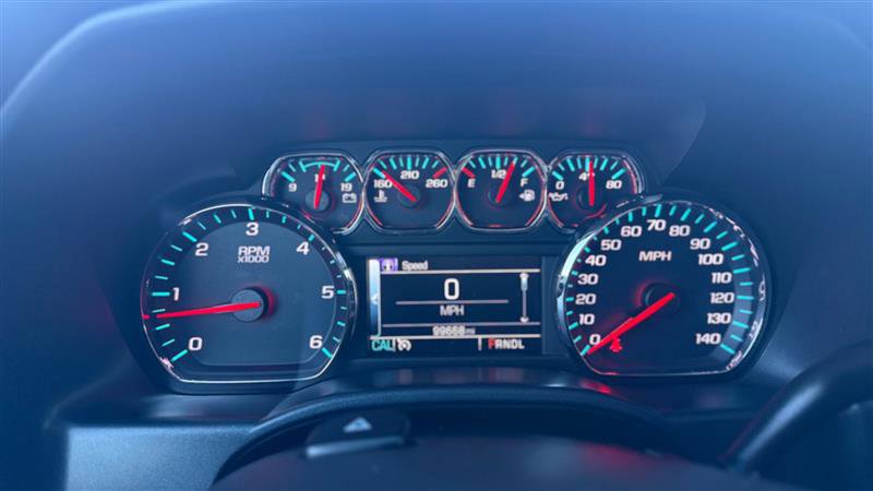 Used 2018 Chevrolet Silverado 1500 LT w/ All Star Edition image 29